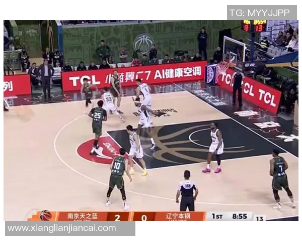 北京控股力克南京同曦 强强对决激烈争锋呈现精彩篮球对抗